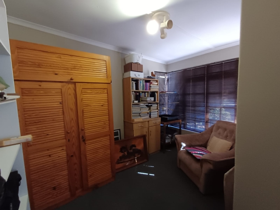 6 Bedroom Property for Sale in Vredenburg Western Cape
